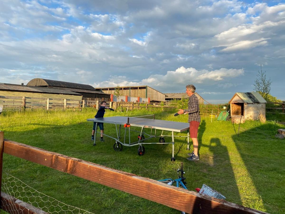 Rew Farm Country & Equestrian Accommodation - Sunrise Lodge Melksham Zewnętrze zdjęcie